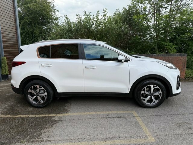 Kia Sportage 1.6 Crdi Ecodynamics 2 Suv Hybrid Manu FN69KXE White #2