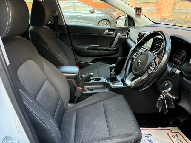 Kia Sportage 1.6 Crdi Ecodynamics 2 Suv Hybrid Manu FN69KXE White #6