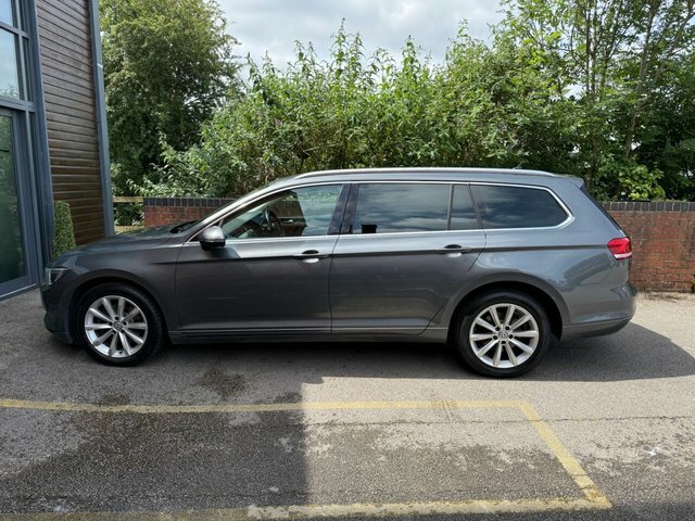 Volkswagen Passat 2.0 Tdi Bluemotion Tech Se Business Estate Die VU66FWV Grey #4