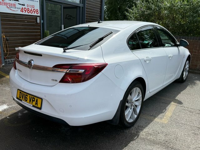 Vauxhall Insignia 2.0 Cdti Sri Nav Hatchback Euro DV16VPA White #5