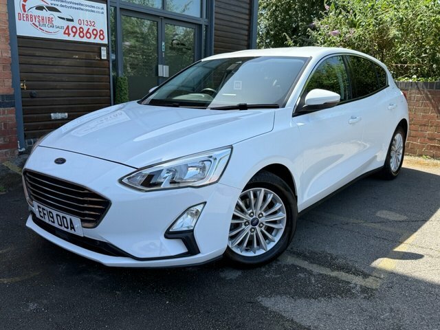 Ford Focus 1.0T Ecoboost Titanium Hatchback White