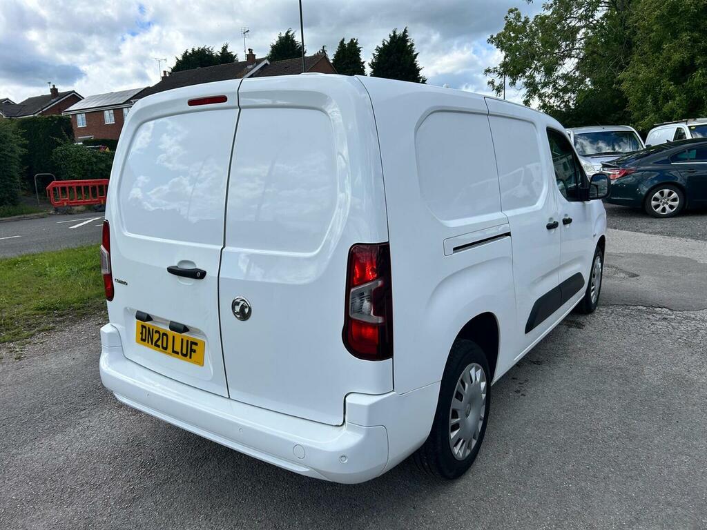 Vauxhall Combo 1.5 Turbo D 2300 Sportive L2 H1 Euro 6 Ss White #4