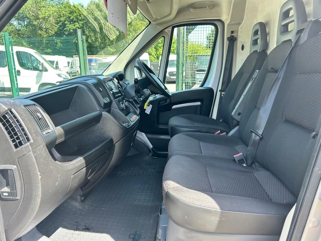 Citroen Relay 2.2 Bluehdi 35 Enterprise Panel Van Man Grey #10