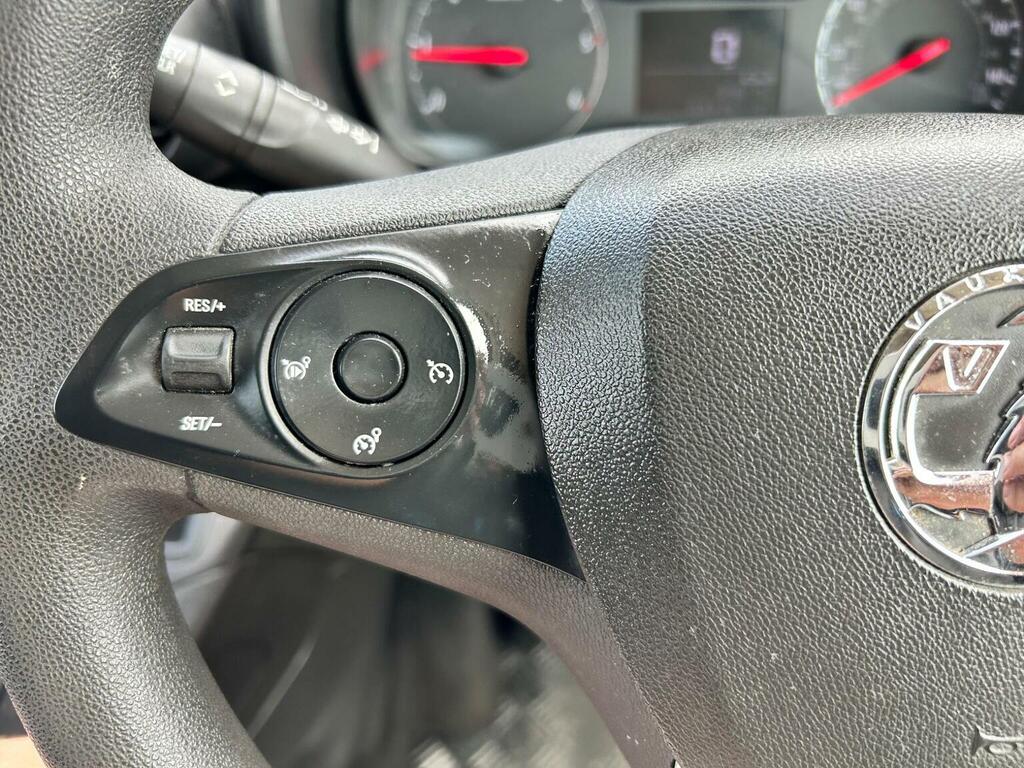 Vauxhall Combo 1.5 Turbo D 2000 Sportive L1 H1 Euro 6 Ss Grey #17