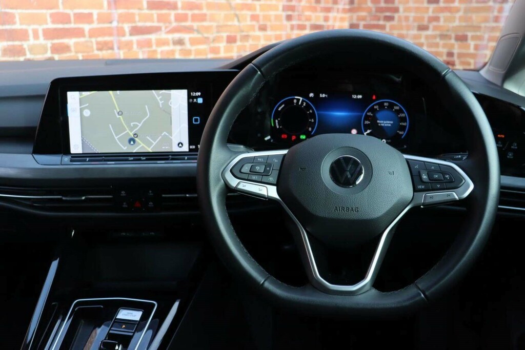 Volkswagen e-Golf 13Kwh Style Hatchback Plug-in Hybrid Dsg Eu FL23PGY Blue #4