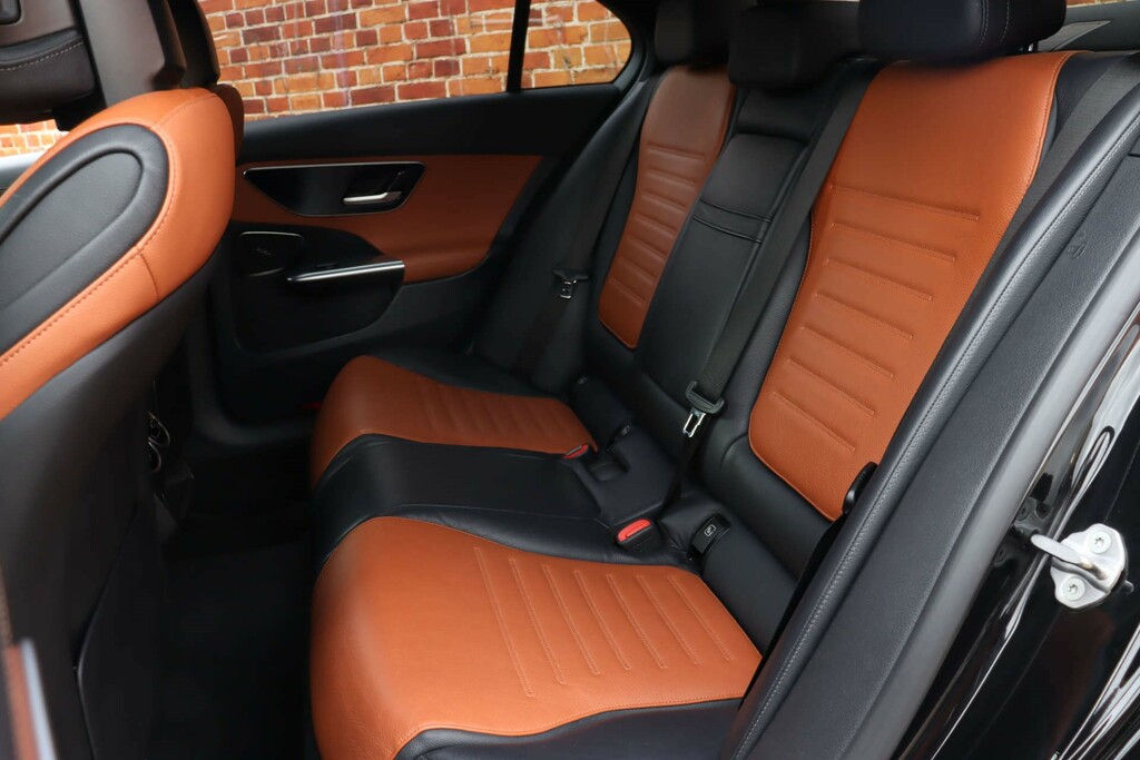 Mercedes-Benz 300 C E Amg Line  #13