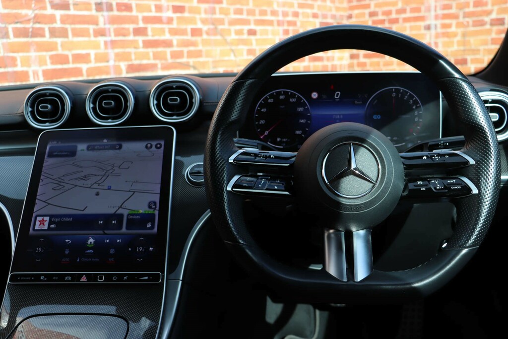 Mercedes-Benz 300 C E Amg Line  #29