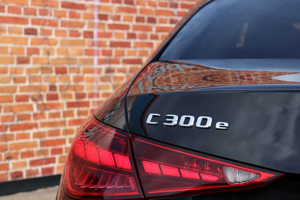 Mercedes-Benz 300 C E Amg Line  #28