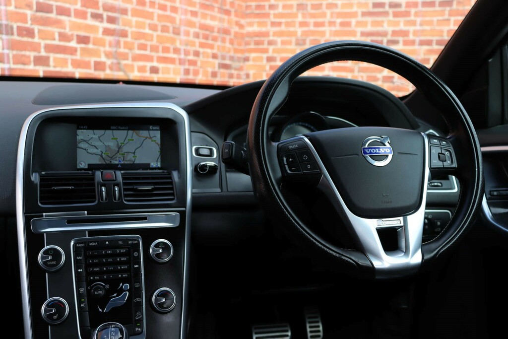 Volvo XC60 R-design Luxury Nav D5 Awd 4Wd MR53TCH #6
