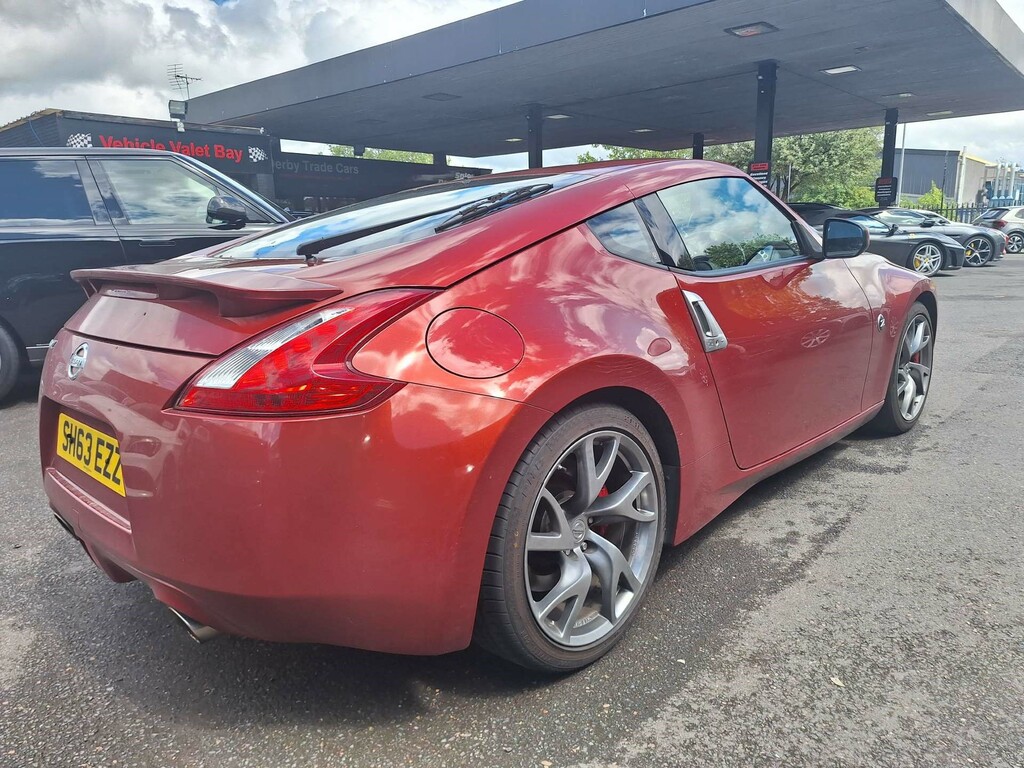 Nissan 370Z Gt V6  #3