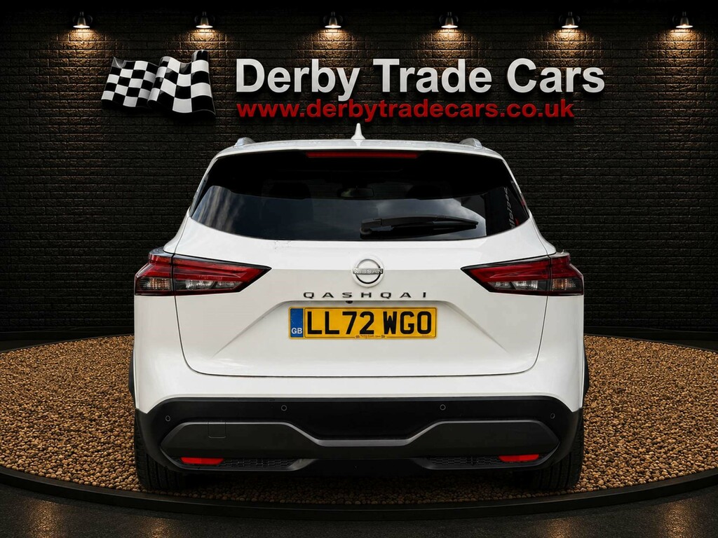 Nissan Qashqai N-connecta Dig-t Mhev LL72WGO #6