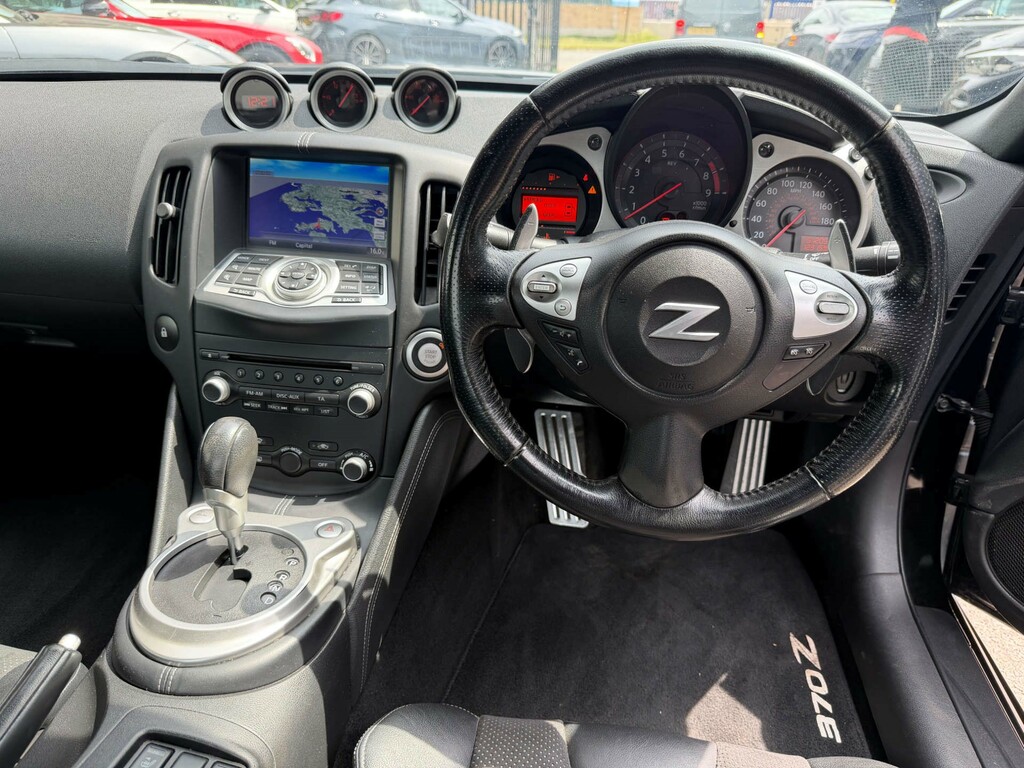 Nissan 370Z Gt V6  #3