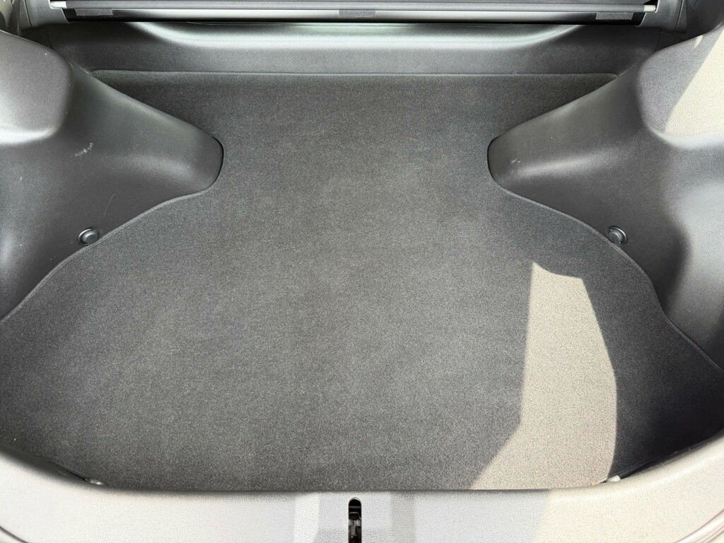 Nissan 370Z Coupe Silver #13