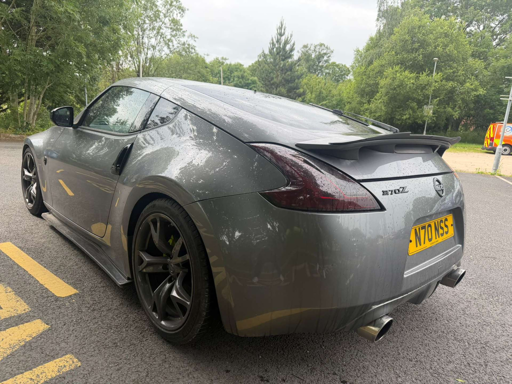 Nissan 370Z Coupe White #7