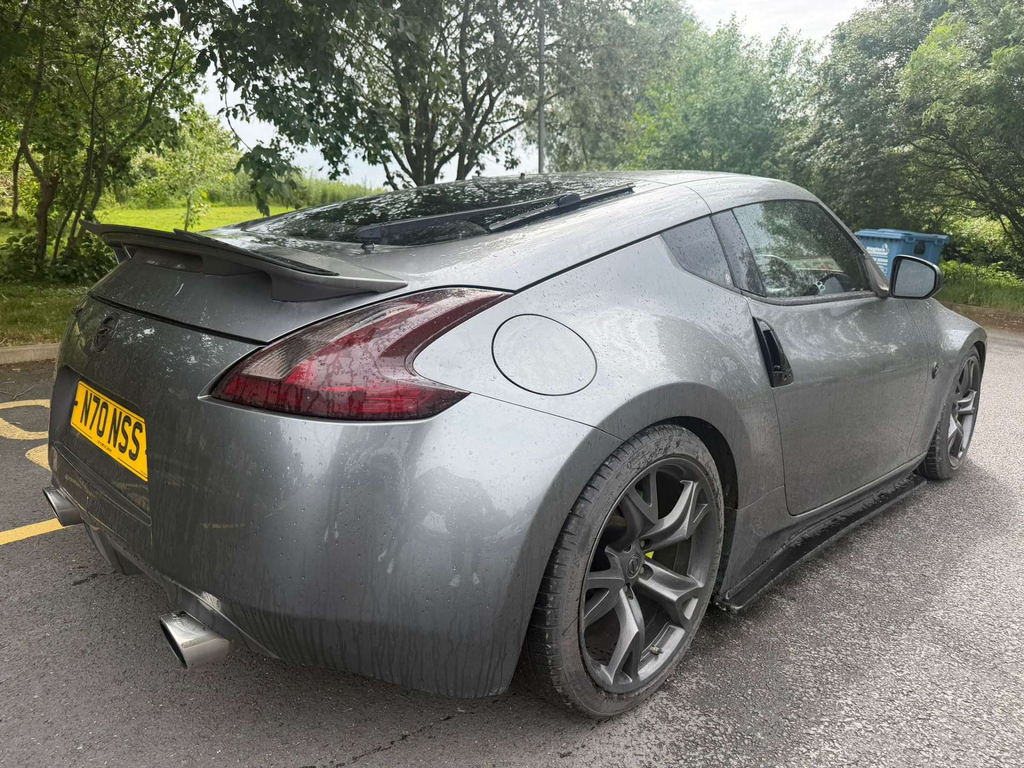 Nissan 370Z Gt V6  #4