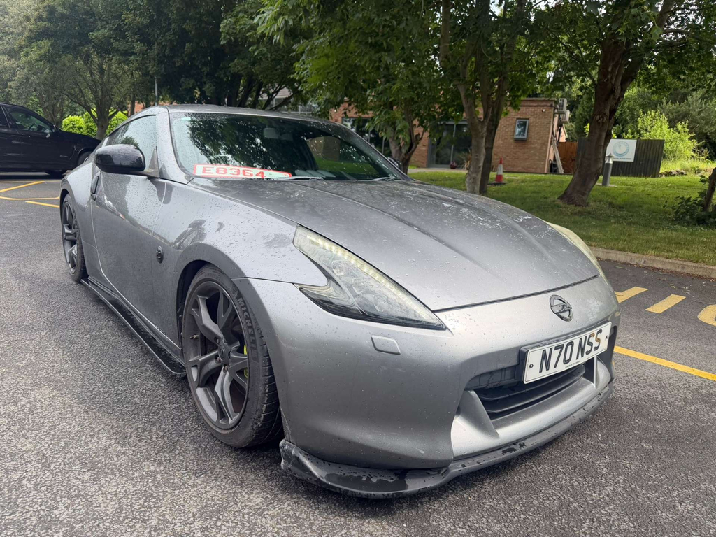 Nissan 370Z Gt V6  #2