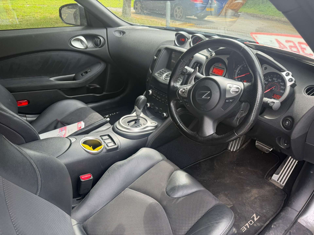Nissan 370Z Gt V6  #3