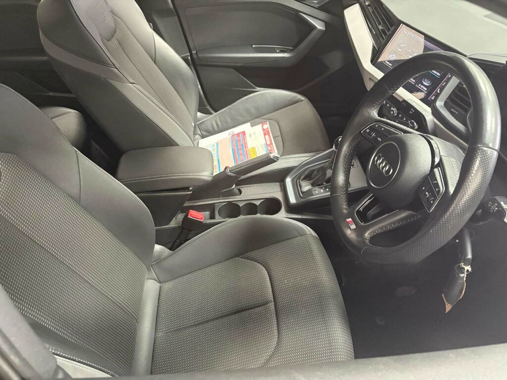 Audi A1 Sportback Tfsi S Line Competition #4