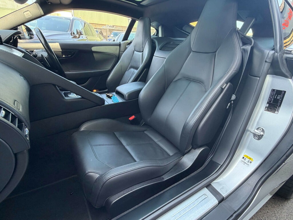 Jaguar F-Type I4 R-dynamic  #5