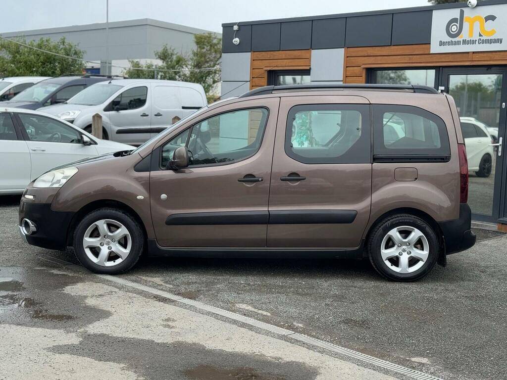 Peugeot Partner Tepee 1.6 Hdi 8V Tepee Outdoor Brown #2