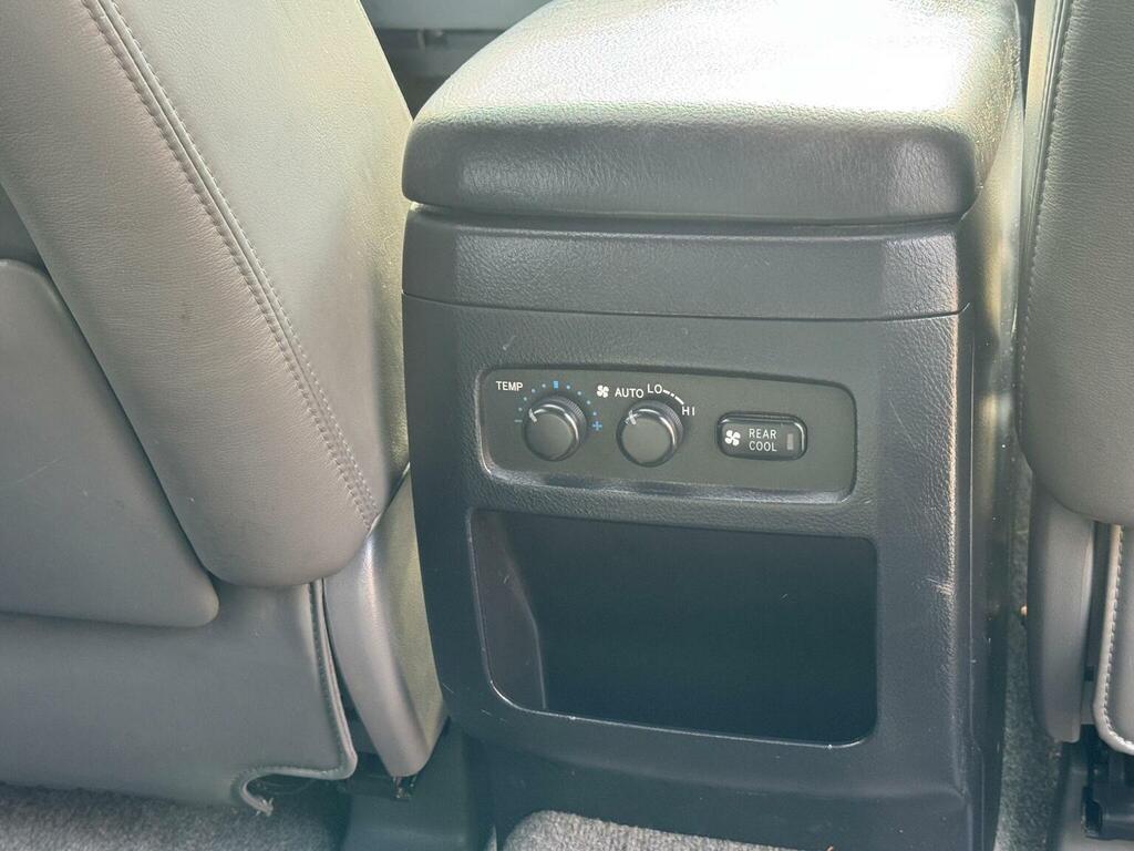 Toyota Land Cruiser Invincible D-4d 8 Str Grey #20