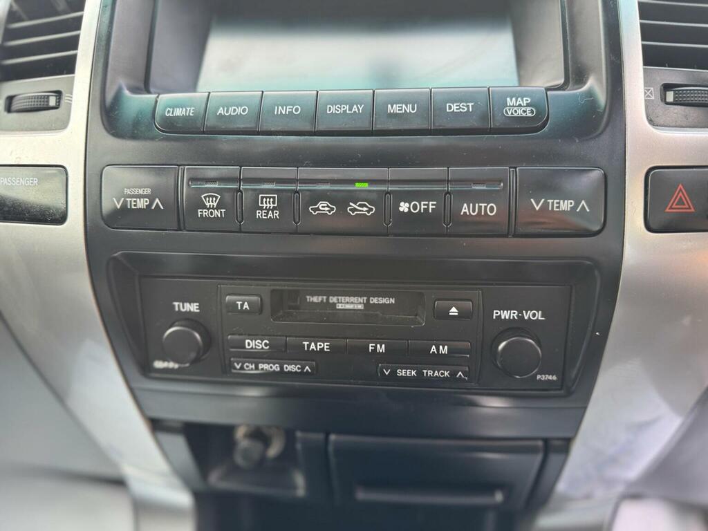 Toyota Land Cruiser Invincible D-4d 8 Str Grey #30