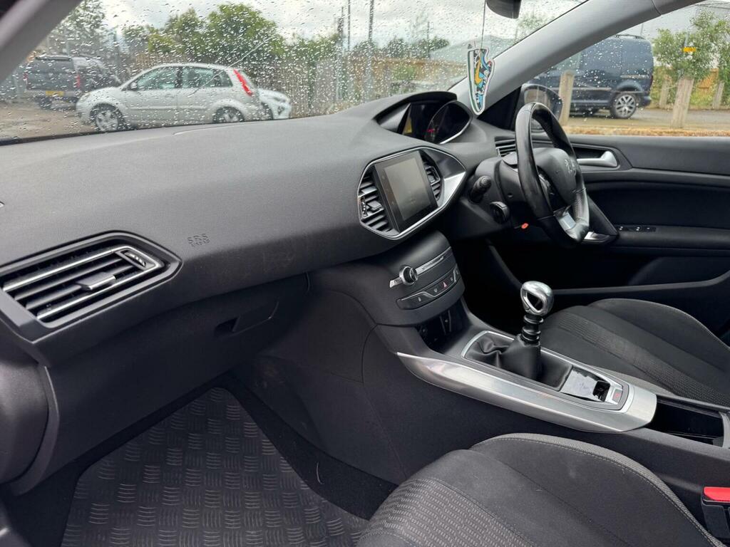 Peugeot 308 1.6 Bluehdi 100 Active Grey #11