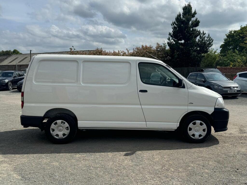 Toyota HiAce 2.5 280 D-4d Rwd L1 H1 Ac White #6