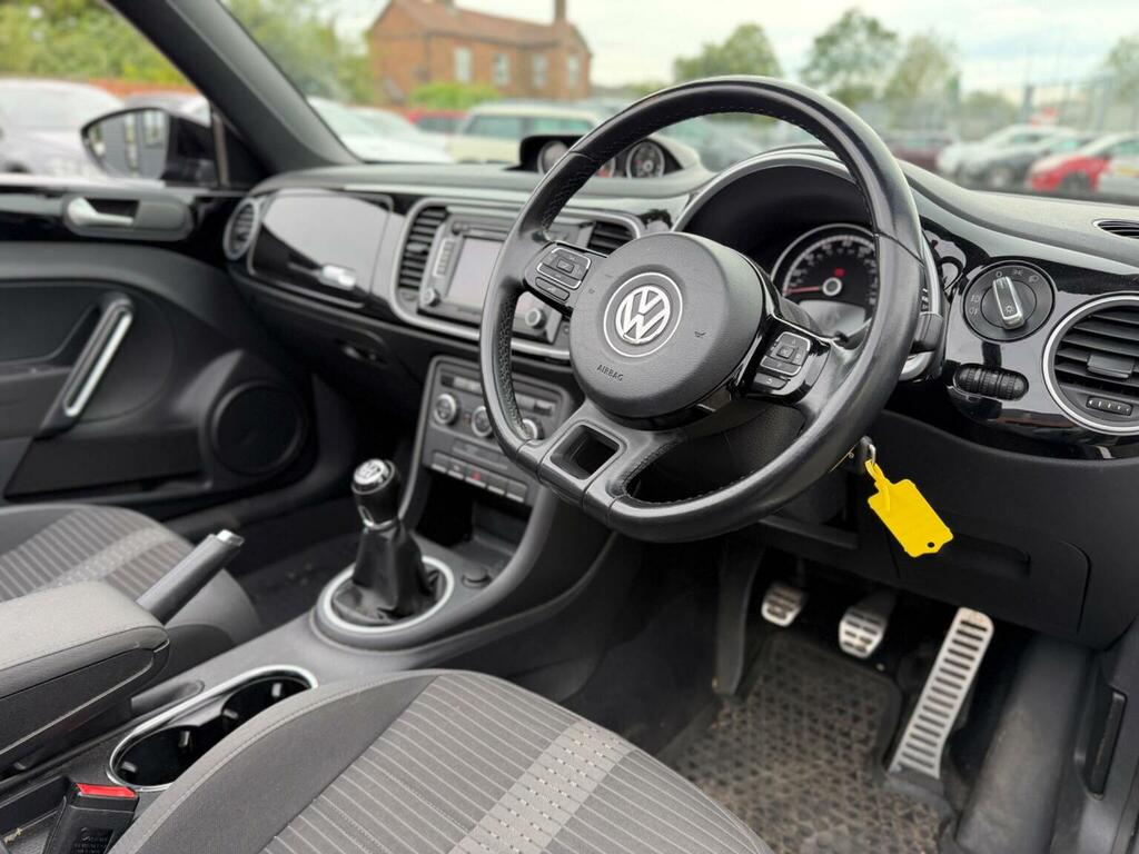 Volkswagen Beetle 60S Edition 2.0 Tdi 6X Services, Leather Heated White #10