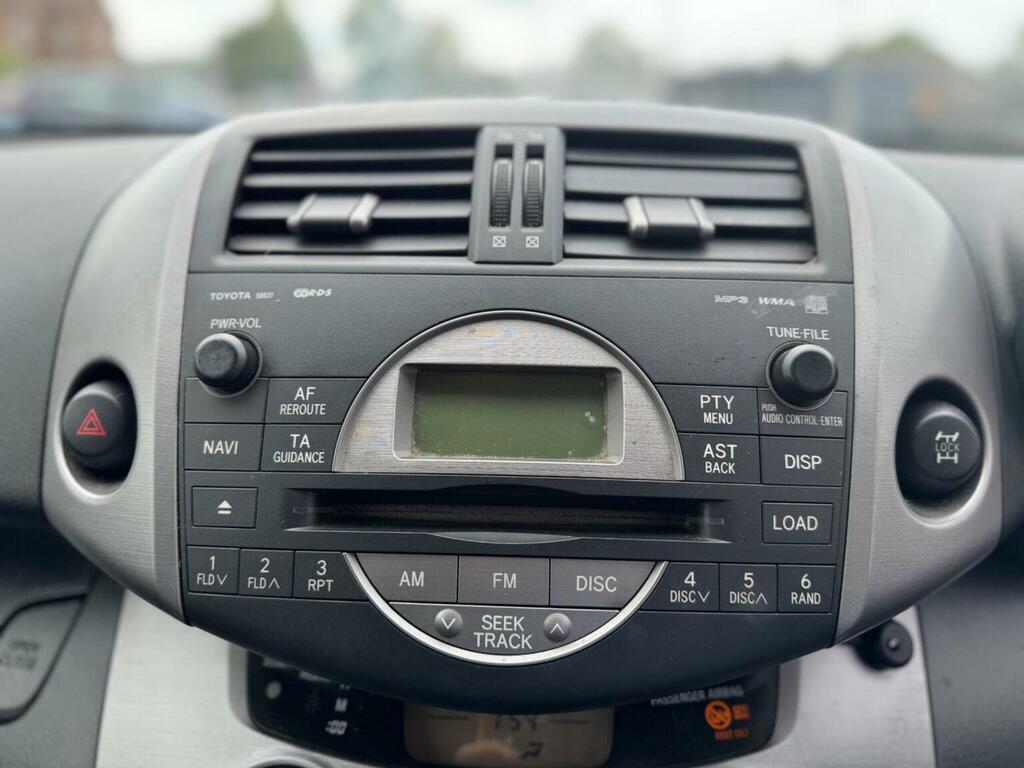 Toyota Rav 4 2.0 Xt4 Vvt-i 151 Bhp Black #18