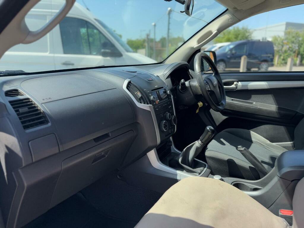 Isuzu D-Max 2.5 Td Utah Vision Pickup 4X4 1 White #11