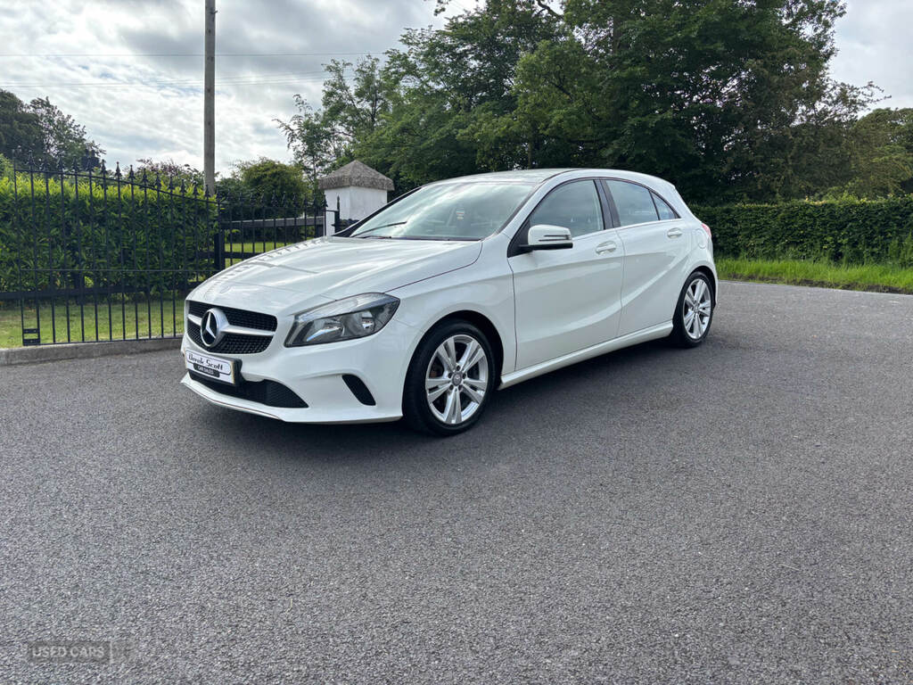 Mercedes-Benz A Class 1.5 A 180 D Amg Line Premium Plus 107 Bhp Green #1