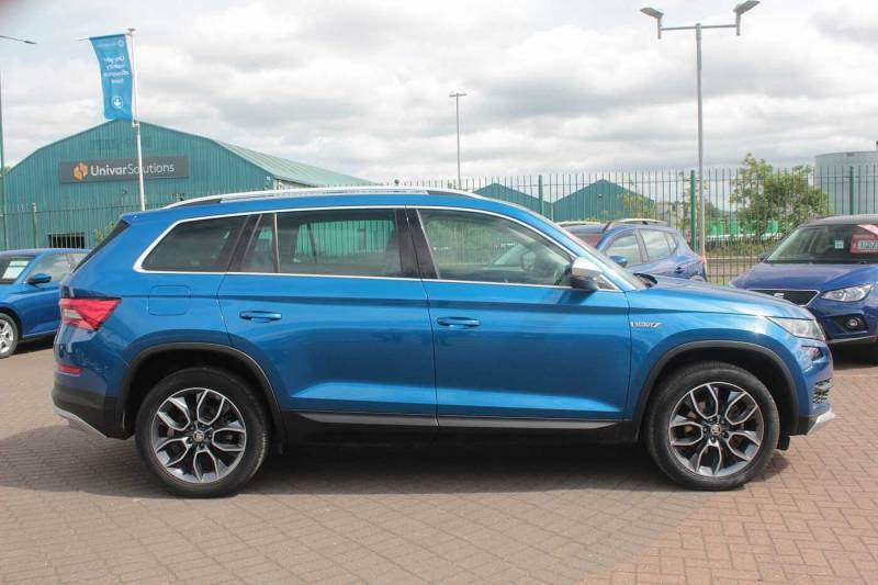 Skoda Kodiaq 2.0 Tdi Scout 4X4 Dsg 7 Seat - 2020 20 Blue #4