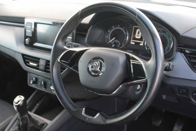 Skoda Kamiq 1.0 Tsi 95 S - 2022 22 YP22WFE White #6