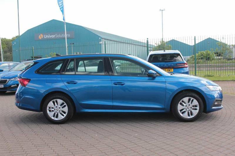 Skoda Octavia 1.5 Tsi Se Technology - 2022 71 NG71WVW Blue #4