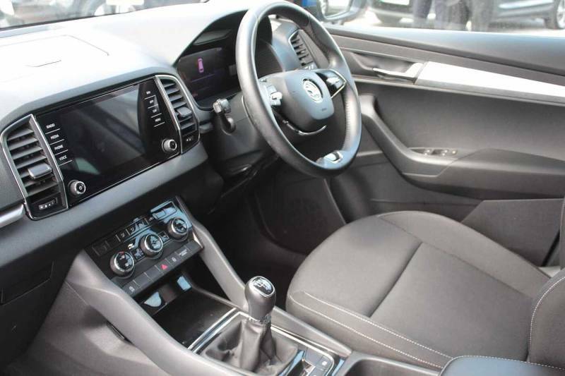 Skoda Karoq 1.0 Tsi Se Drive - 2022 72 BF72FPL Blue #2