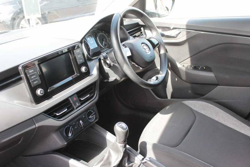 Skoda Kamiq 1.0 Tsi 95 S - 2022 22 FD22XAU Silver #2