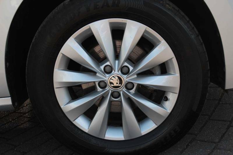 Skoda Kamiq 1.0 Tsi 95 S - 2022 22 FD22XAU Silver #5