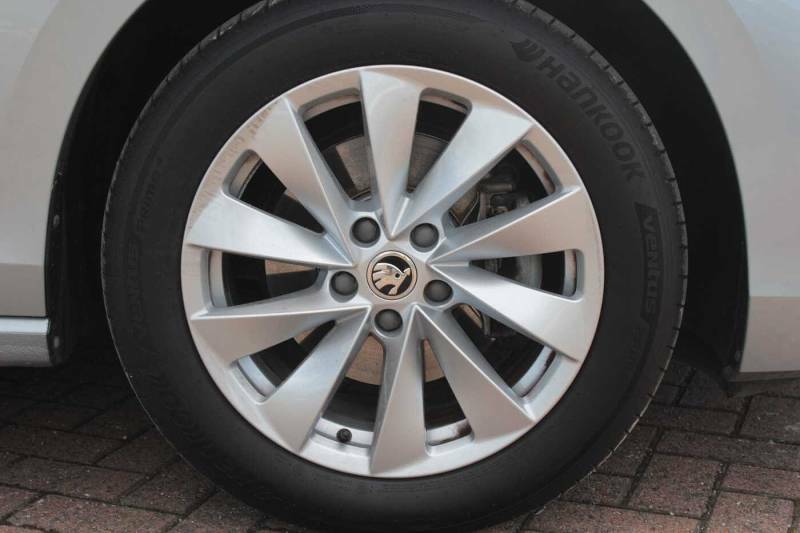 Skoda Superb 1.5 Tsi E-tec Se Technology Dsg - 2024 74 Silver #5