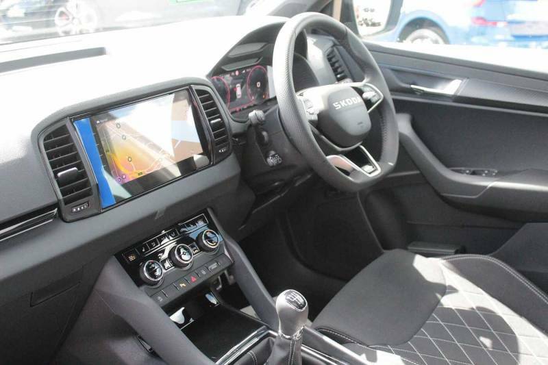 Skoda Karoq 1.5 Tsi Sportline Edition Grey #2