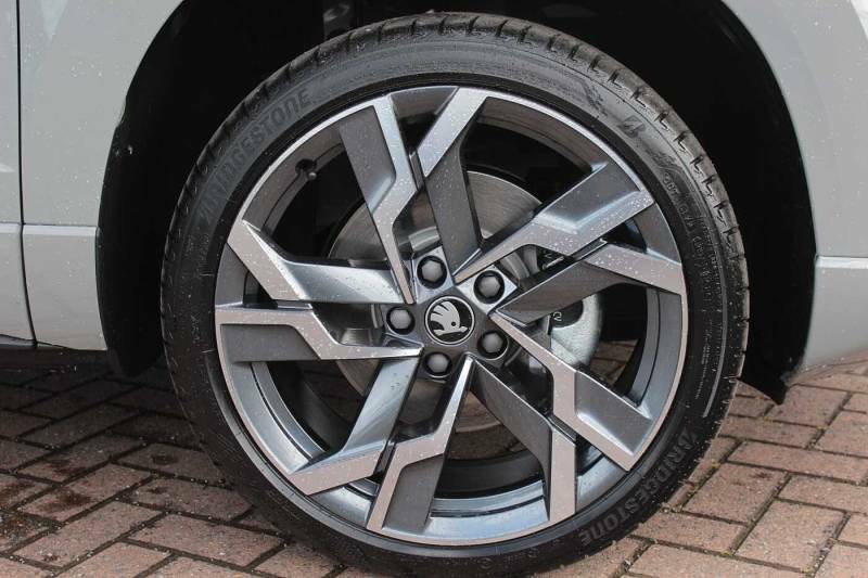 Skoda Karoq 1.5 Tsi Sportline Edition Grey #5