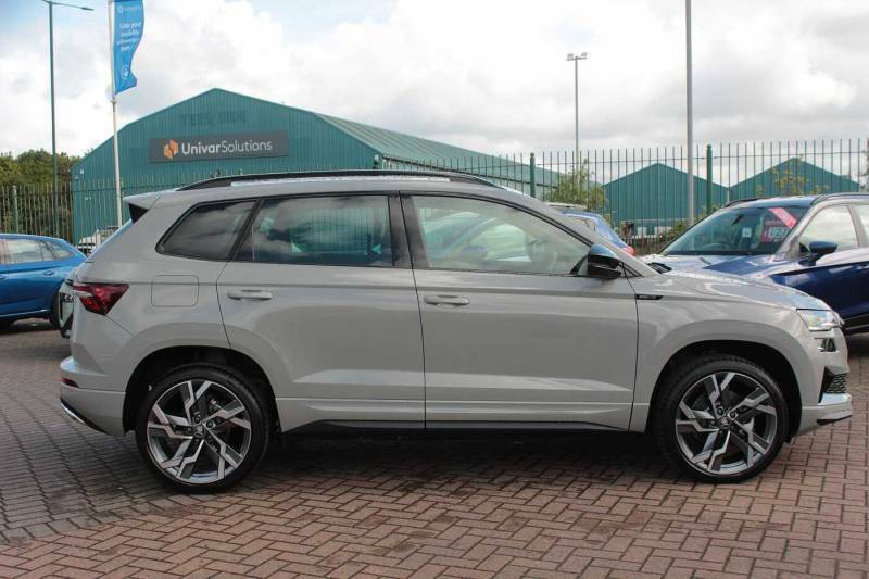 Skoda Karoq 1.5 Tsi Sportline Edition Grey #4