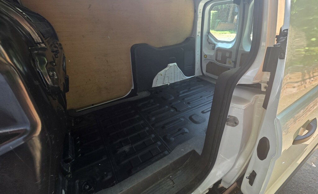 Ford Transit Connect Connect 210 Trend L1 Swb 1..0 Ecoboost 100 Bhp No White #10