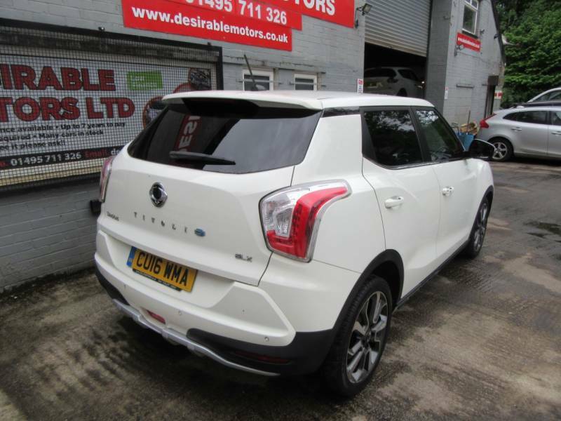 SsangYong Tivoli 1.6 D Elx White #5