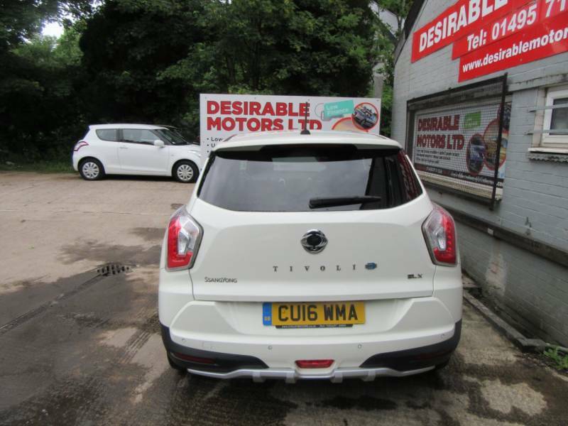 SsangYong Tivoli 1.6 D Elx White #4