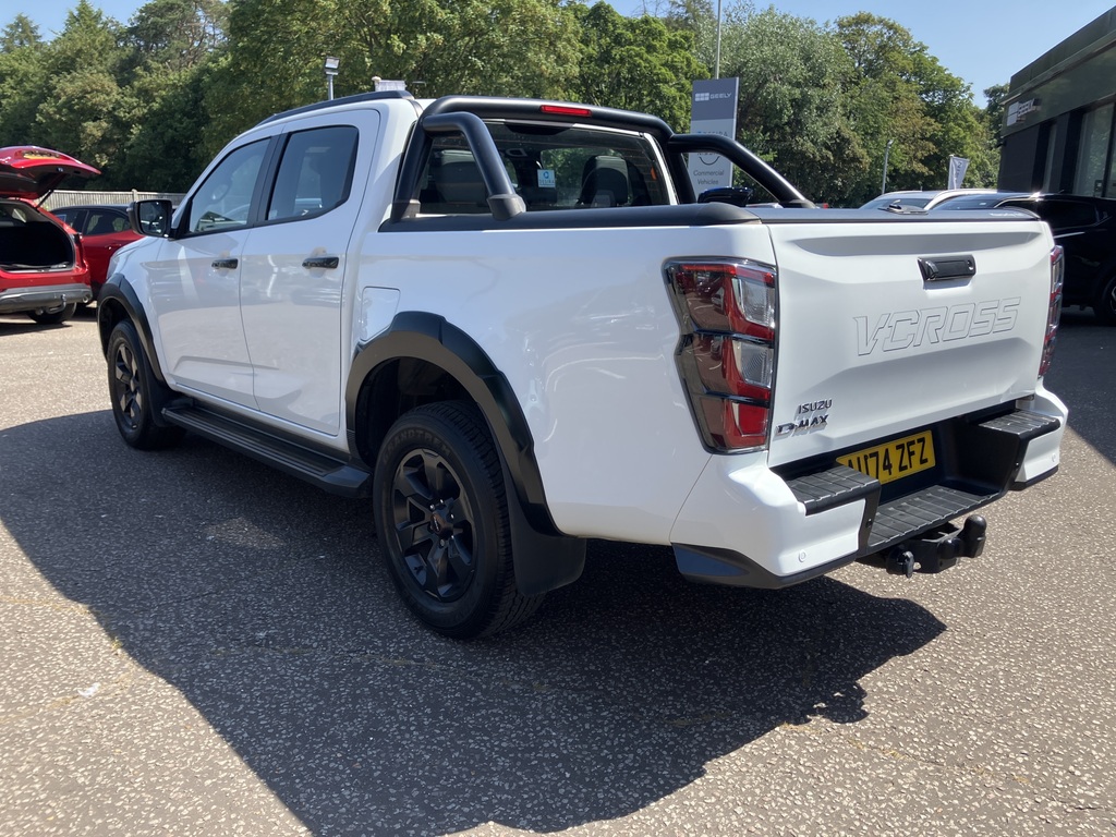 Isuzu D-Max 1.9 V-cross Double Cab 4X4 AU74ZFZ White #3