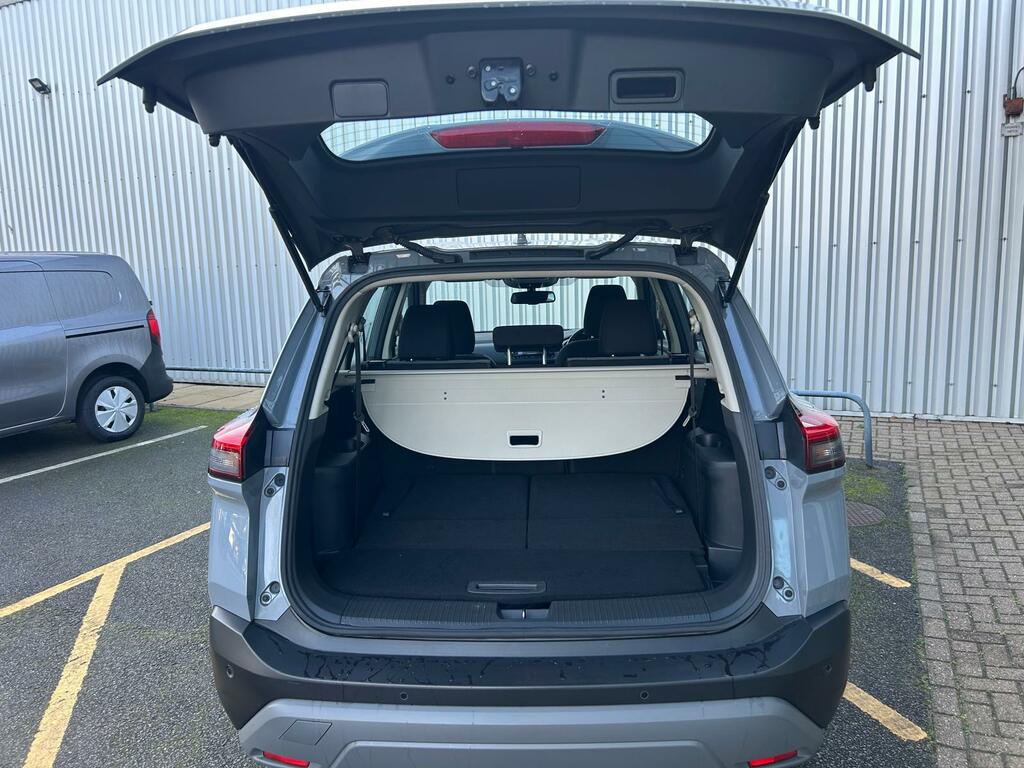 Nissan X-Trail 1.5 E-power E-4orce 213 Acenta Prem 7 St LG24MLK Grey #4