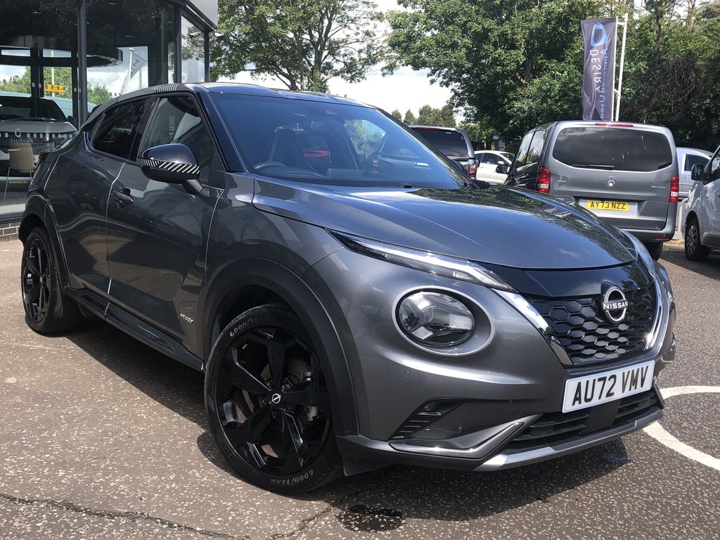 Nissan Juke 1.6 Hybrid Premiere Edition AU72VMV Black