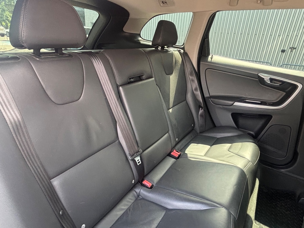 Volvo XC60 D4 190 Se Lux Nav Awd Estate AO17NUX Grey #6