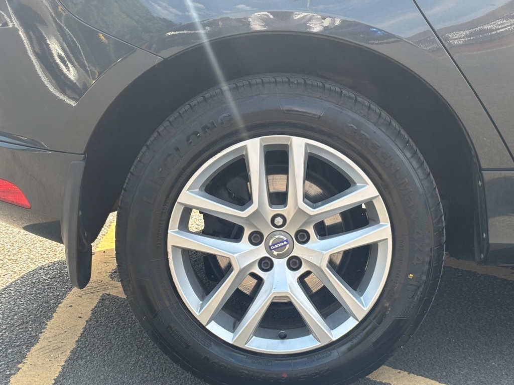 Volvo XC60 D4 190 Se Lux Nav Awd Estate AO17NUX Grey #4